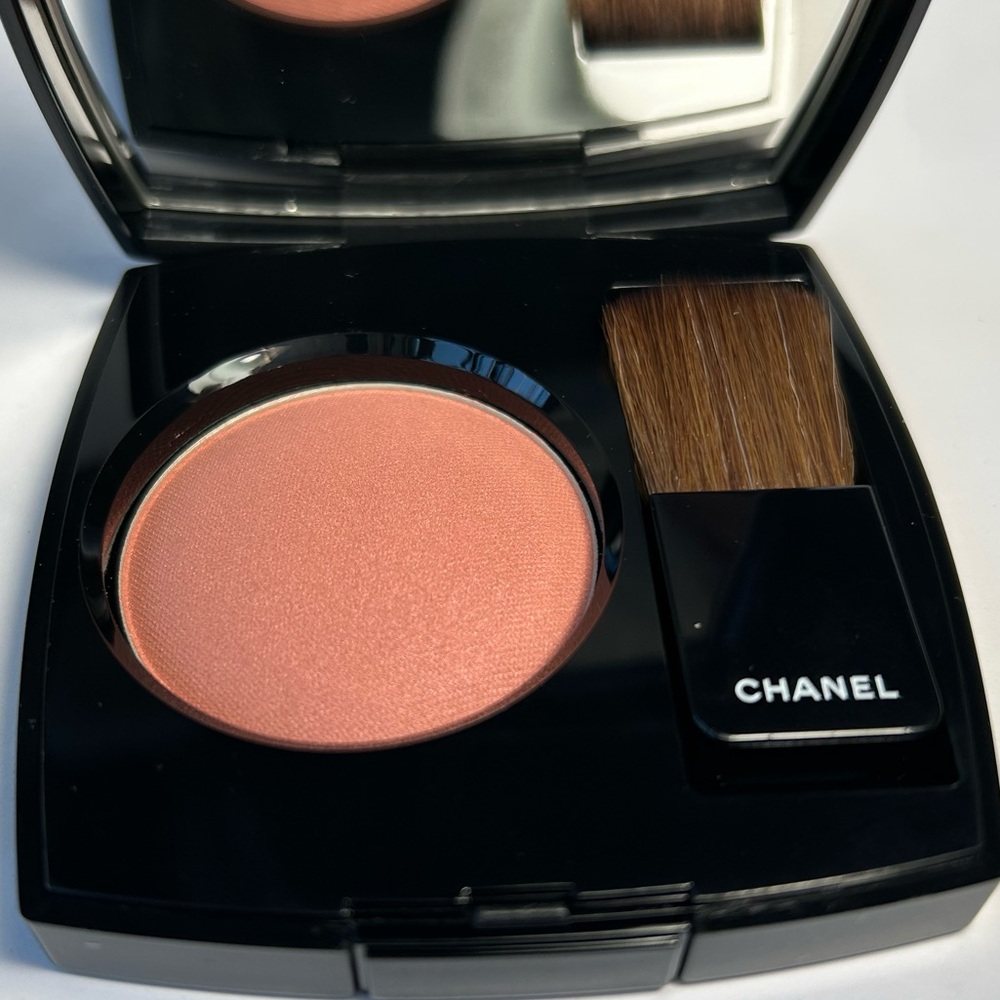 NWT🌷CHANEL JOUES CONTRAST Powder Blush in “Rose Bronze”